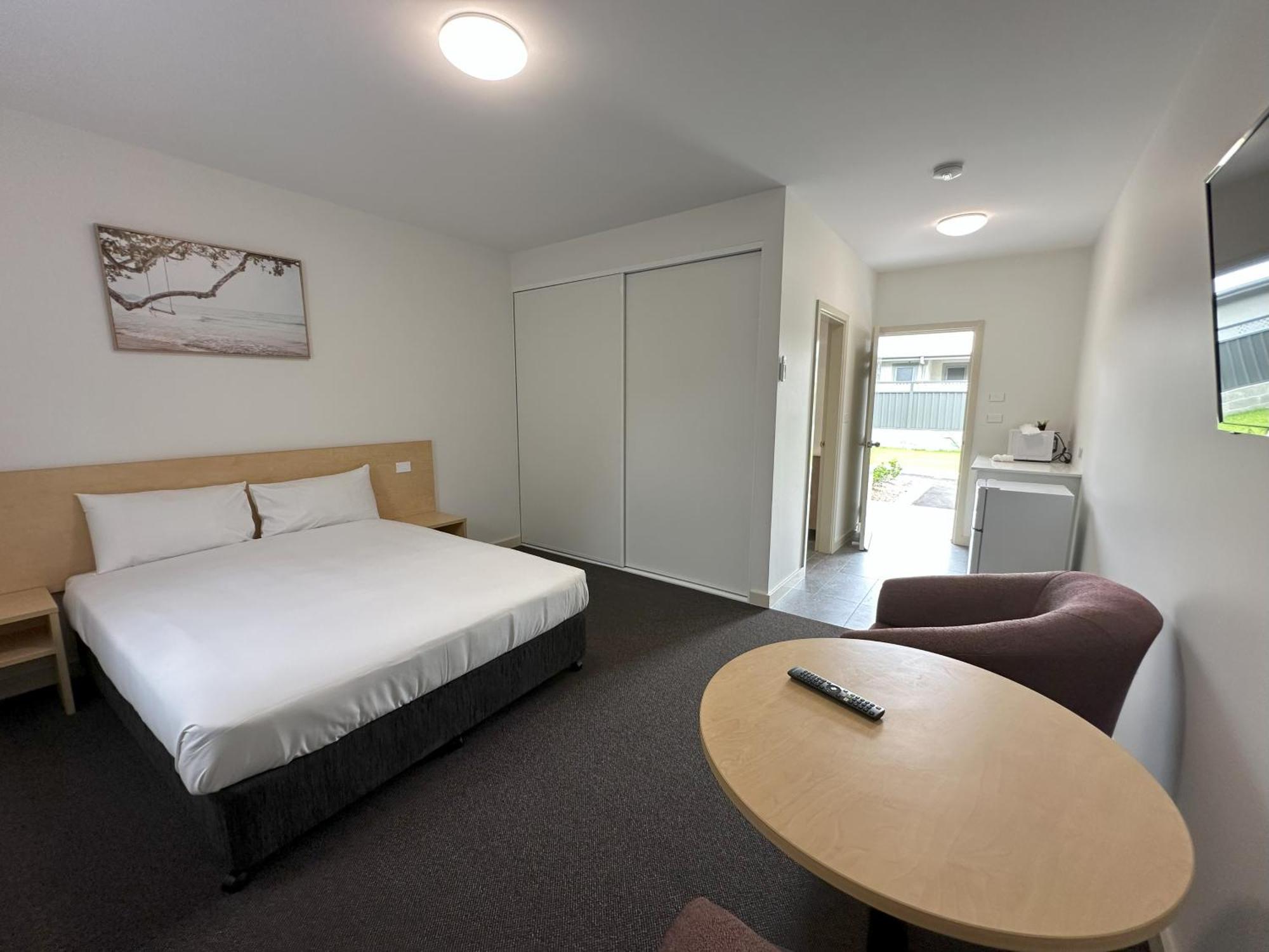 Travellers Motor Village 3*