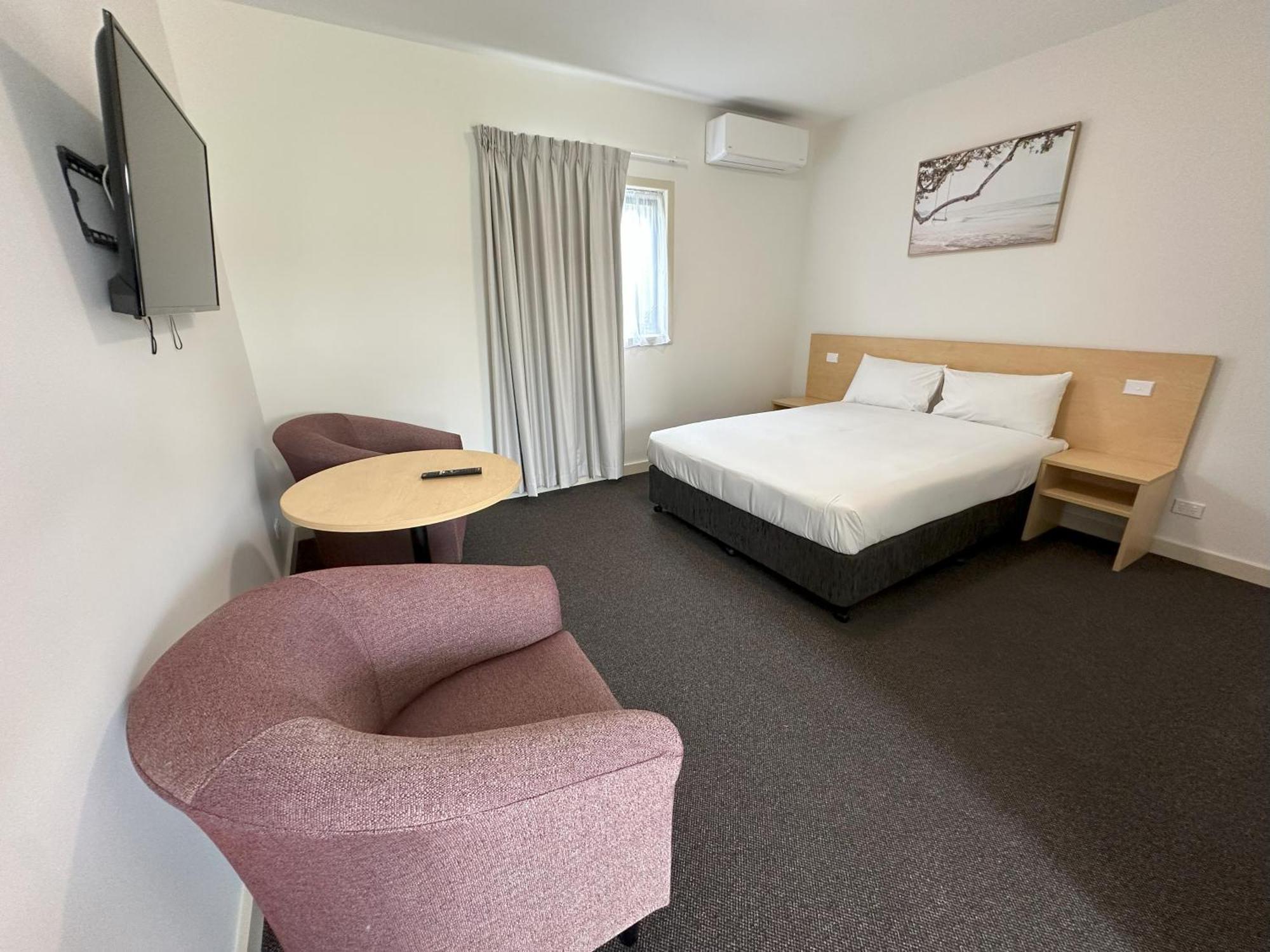 Travellers Motor Village 3*