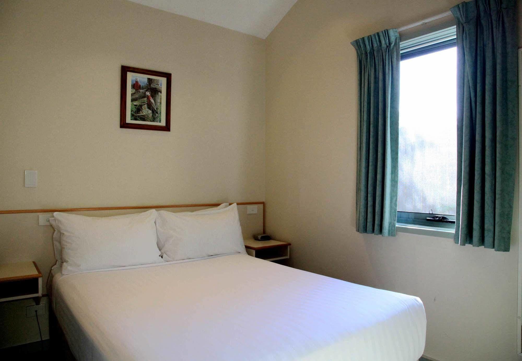 Travellers Motor Village Motel Newcastle