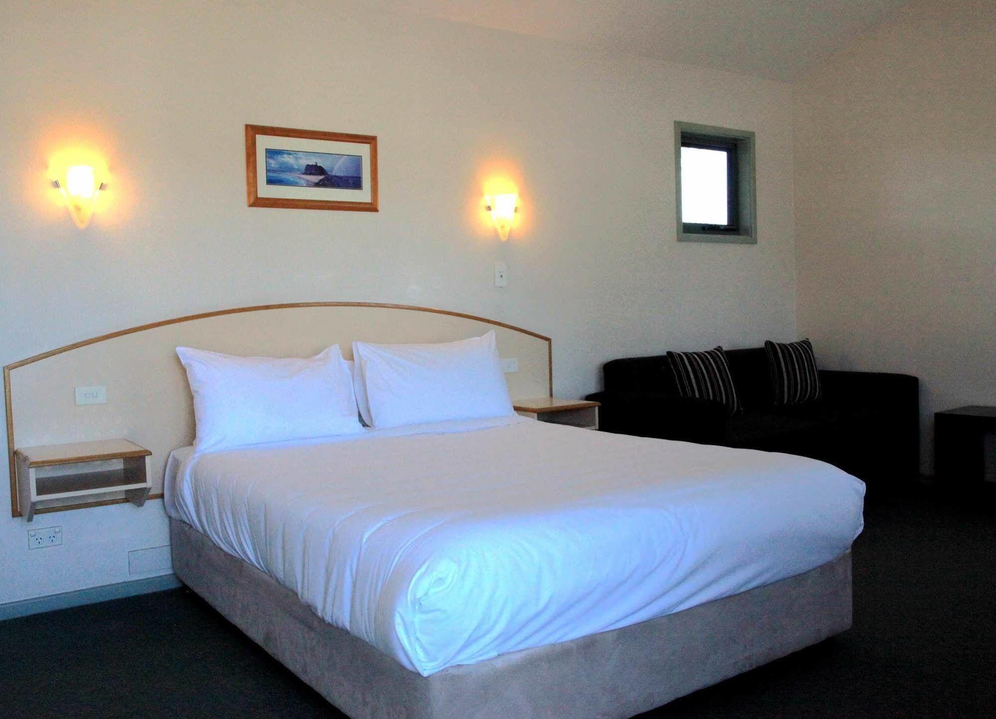 Travellers Motor Village Motel